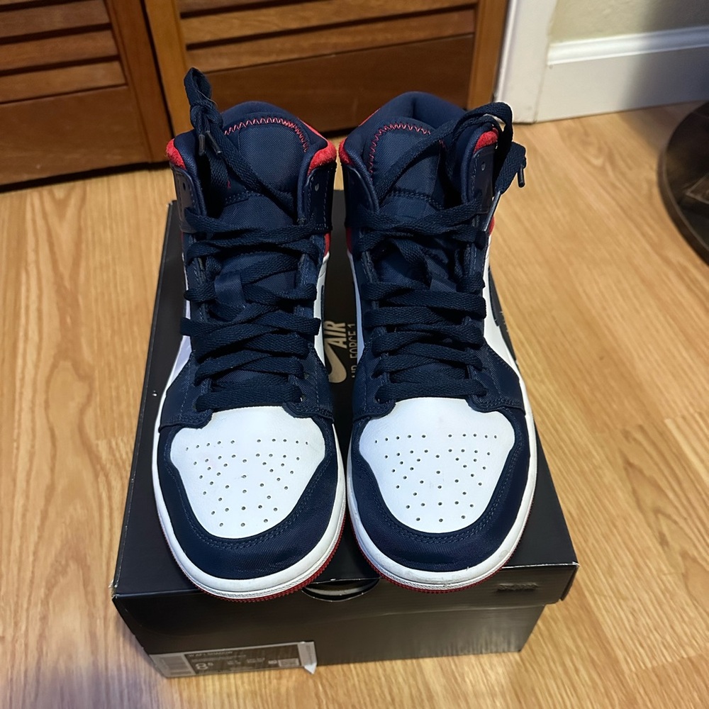 Nike Air Jordan 1 Mid